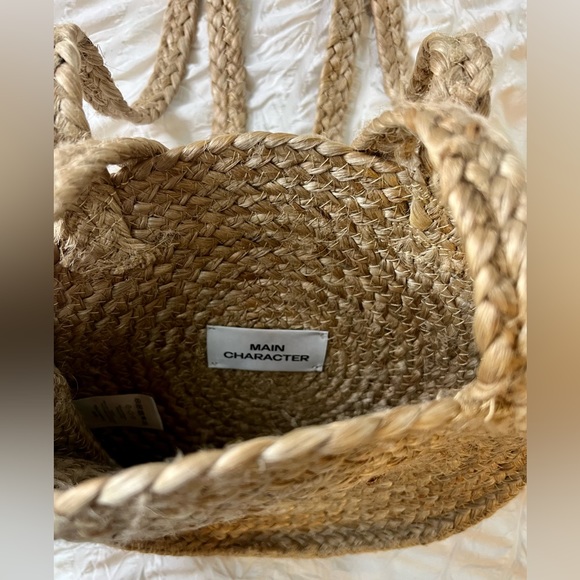 Main Character Bag - Picture 8 of 8